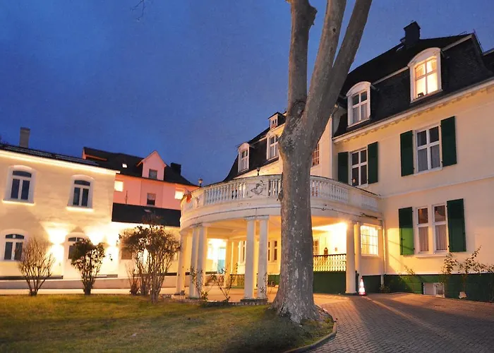 Oranien Hotel 3*